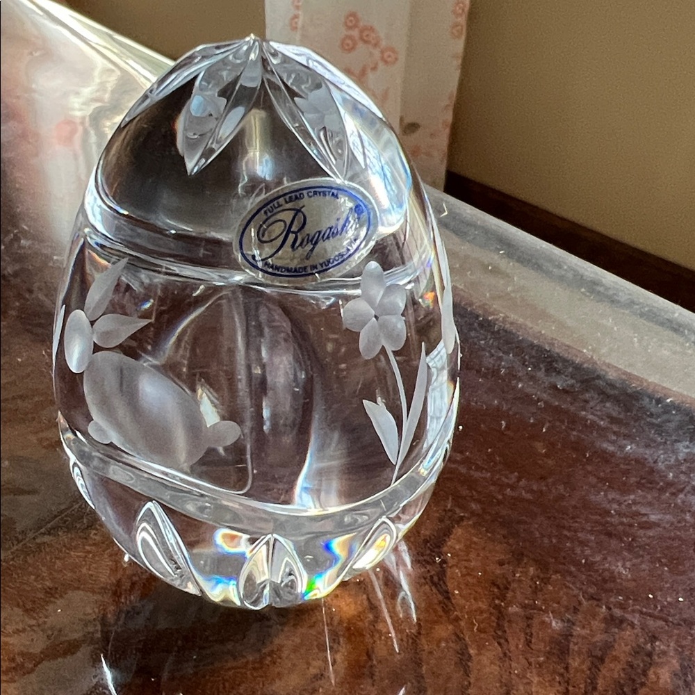 Rogaska Clear Crystal Egg with Etched Bunny Floral Design Collectible.